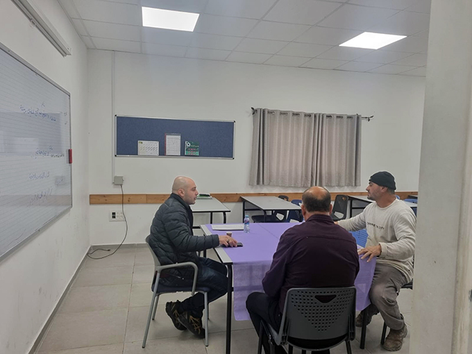 أجتماع أهالي طلاب المدرسة الثانوية التكنولوجية جلجولية